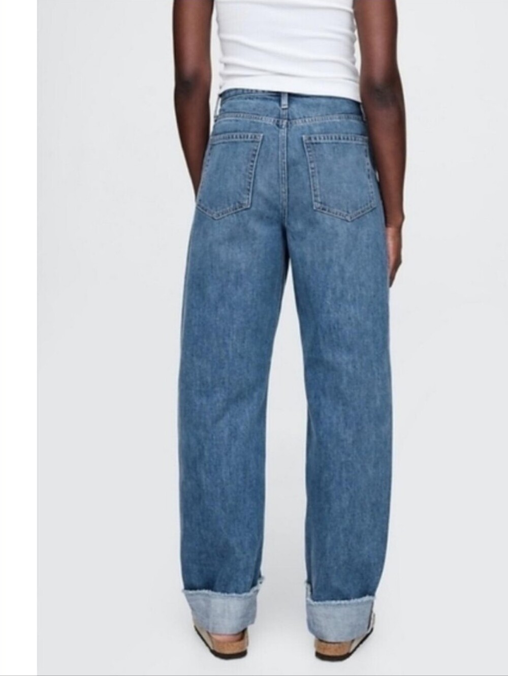 NWT Gap High Rise Cuffed Barrel Jeans Medium Wash - Picture 4 of 12